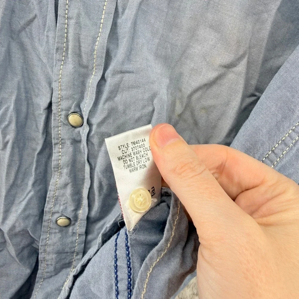 Lucky Brand Western Sportswear Embroidered Chambray Shirt Womens L Blue‎ Cotton - Picture 9 of 11